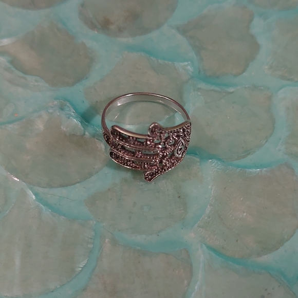 Ornate Hamsa Hand Solid Sterling Silver Ring - Picture 6 of 7